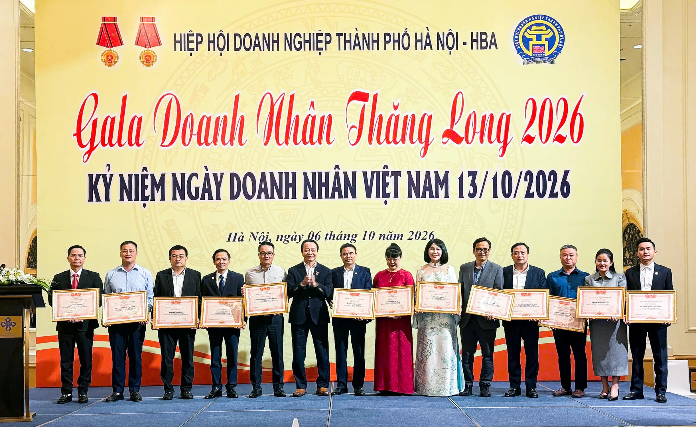 Eurowindow đồng hành cùng Gala Doanh nhân Thăng Long 2026 và vinh dự nhận bằng khen từ VCCI
