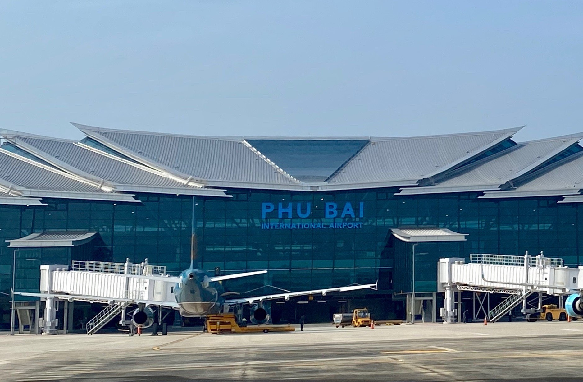 CẢNG HÀNG KHÔNG PHÚ BÀI HUẾ