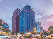 SHOWROOM TÔN THẤT TÙNG